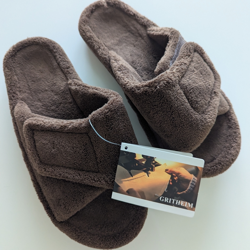 Women's Plush Brown Slide Slippers